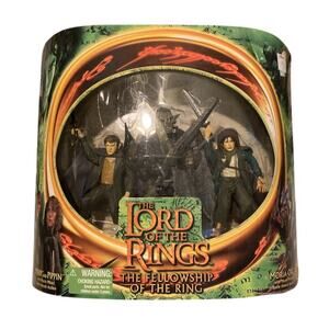 Vintage Y2K Toy Biz LOTR Fellowship of the Ring Merry Pippin Moria Orc Set NRFB